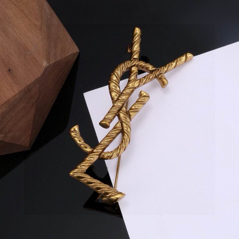 YSL Brooch 06yxs12